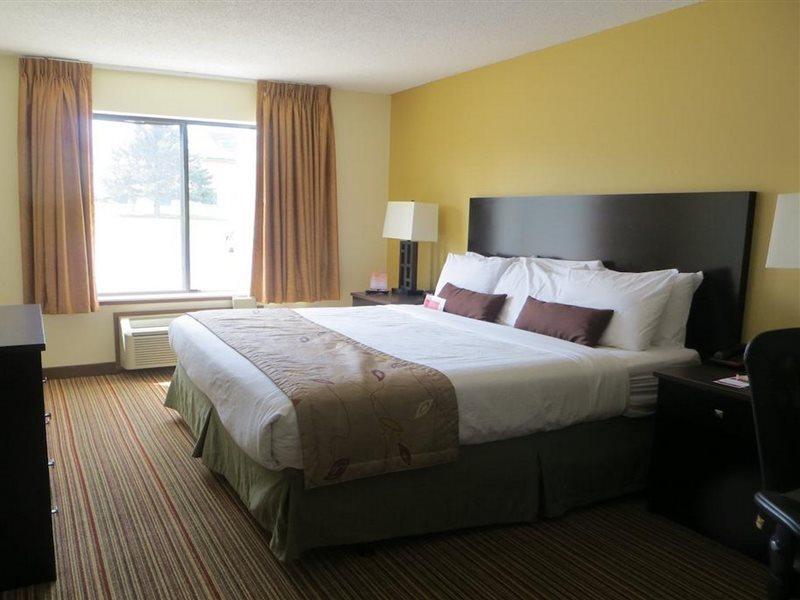 Ramada By Wyndham Wisconsin Dells I-90 Hotel Kültér fotó