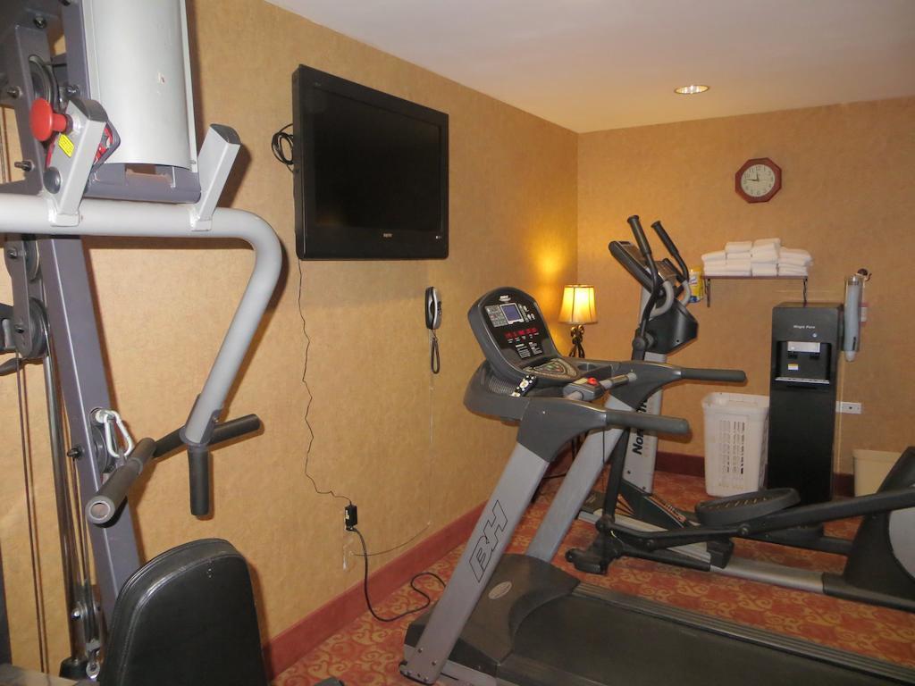 Ramada By Wyndham Wisconsin Dells I-90 Hotel Kültér fotó