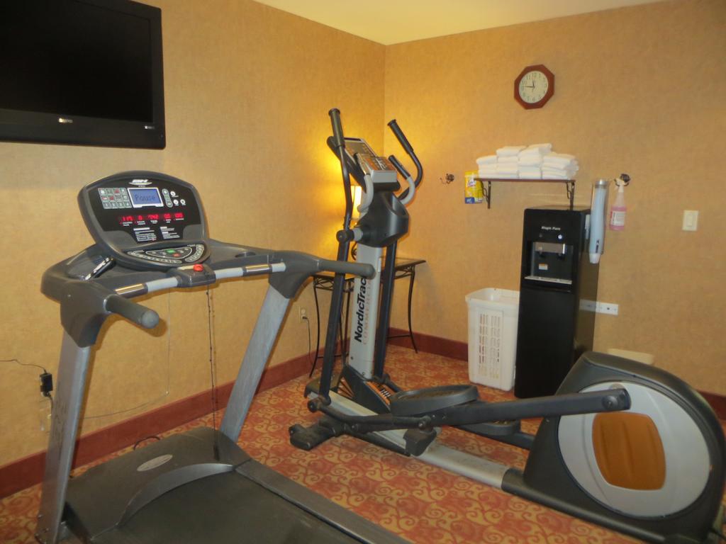 Ramada By Wyndham Wisconsin Dells I-90 Hotel Kültér fotó