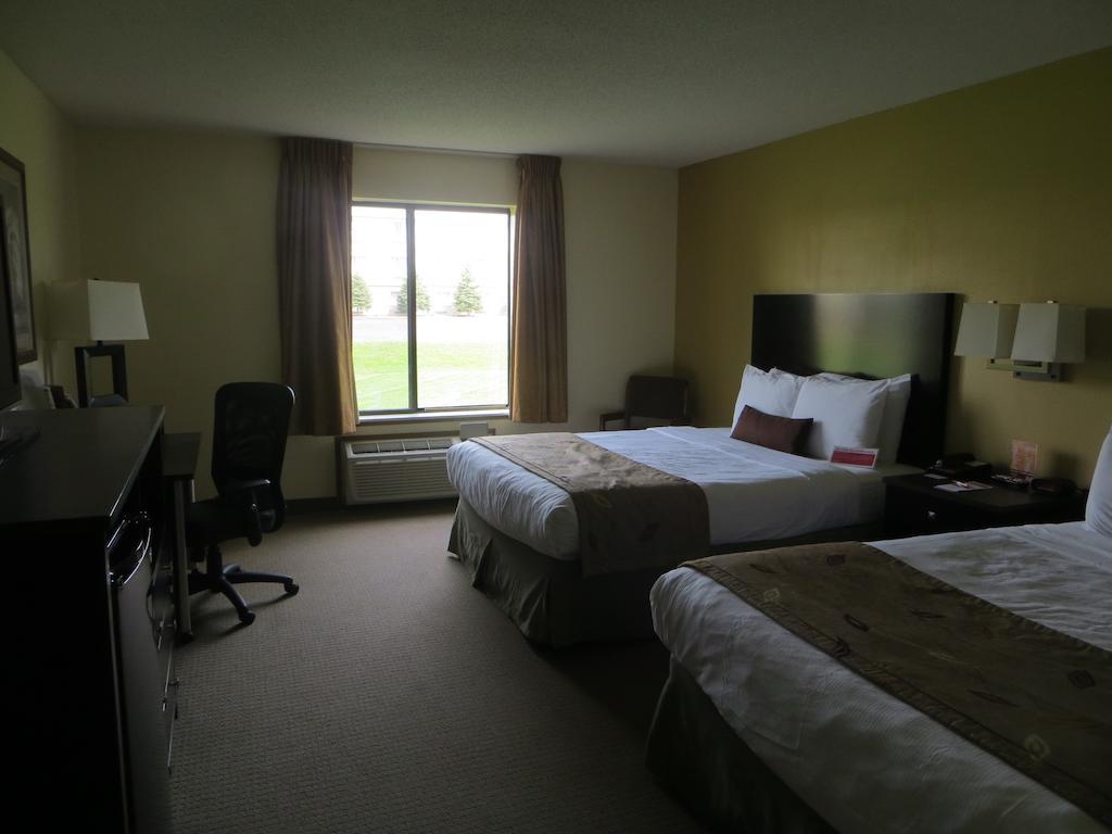 Ramada By Wyndham Wisconsin Dells I-90 Hotel Kültér fotó