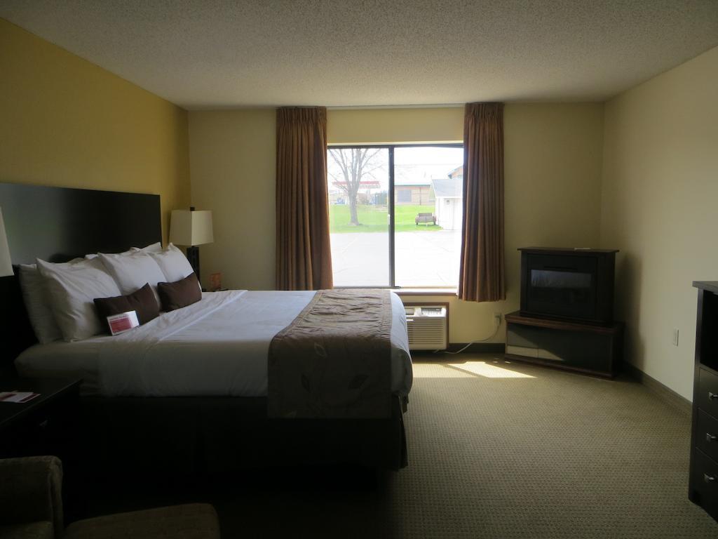 Ramada By Wyndham Wisconsin Dells I-90 Hotel Kültér fotó