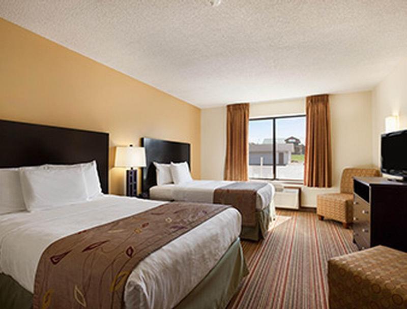 Ramada By Wyndham Wisconsin Dells I-90 Hotel Kültér fotó